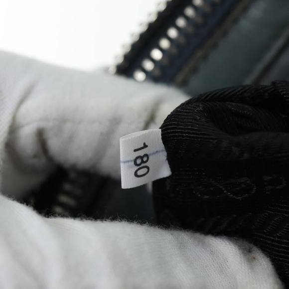 PRADA Hand Bag Leather 2way Gray Auth 72026 - Picture 11 of 16